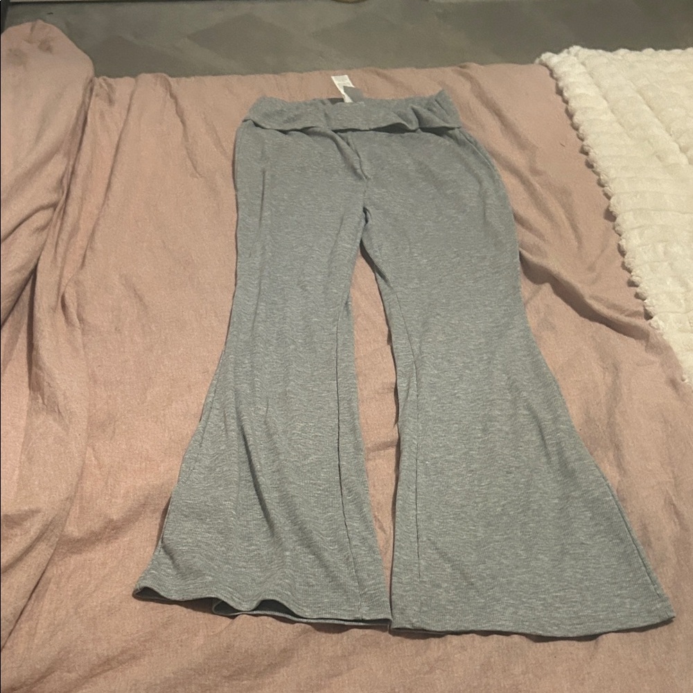 SHEIN Kids Gray Joggers